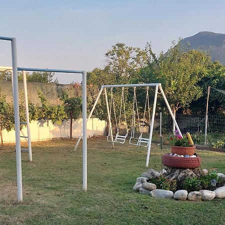 Pensjonat Pomegranate Tree House - Meteora Kalambaka Zewnętrze zdjęcie
