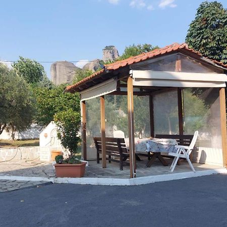 Pensjonat Pomegranate Tree House - Meteora Kalambaka Zewnętrze zdjęcie
